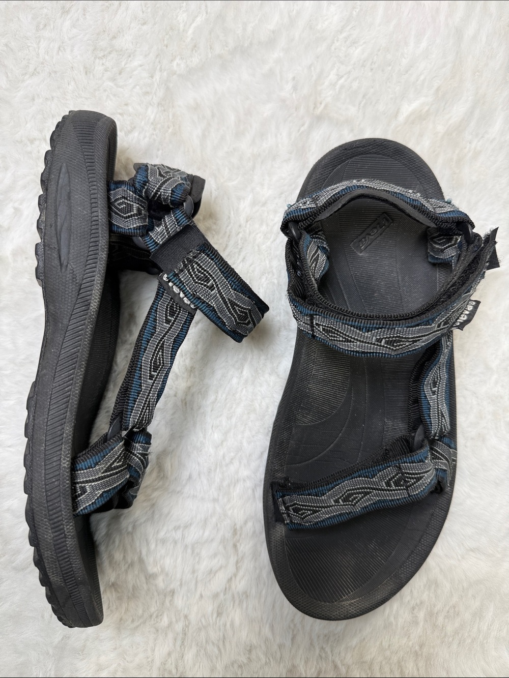 Teva Torin 6584 Men’s 9 Sport Hiking Water Sandals Black Gray Adjustable Trail